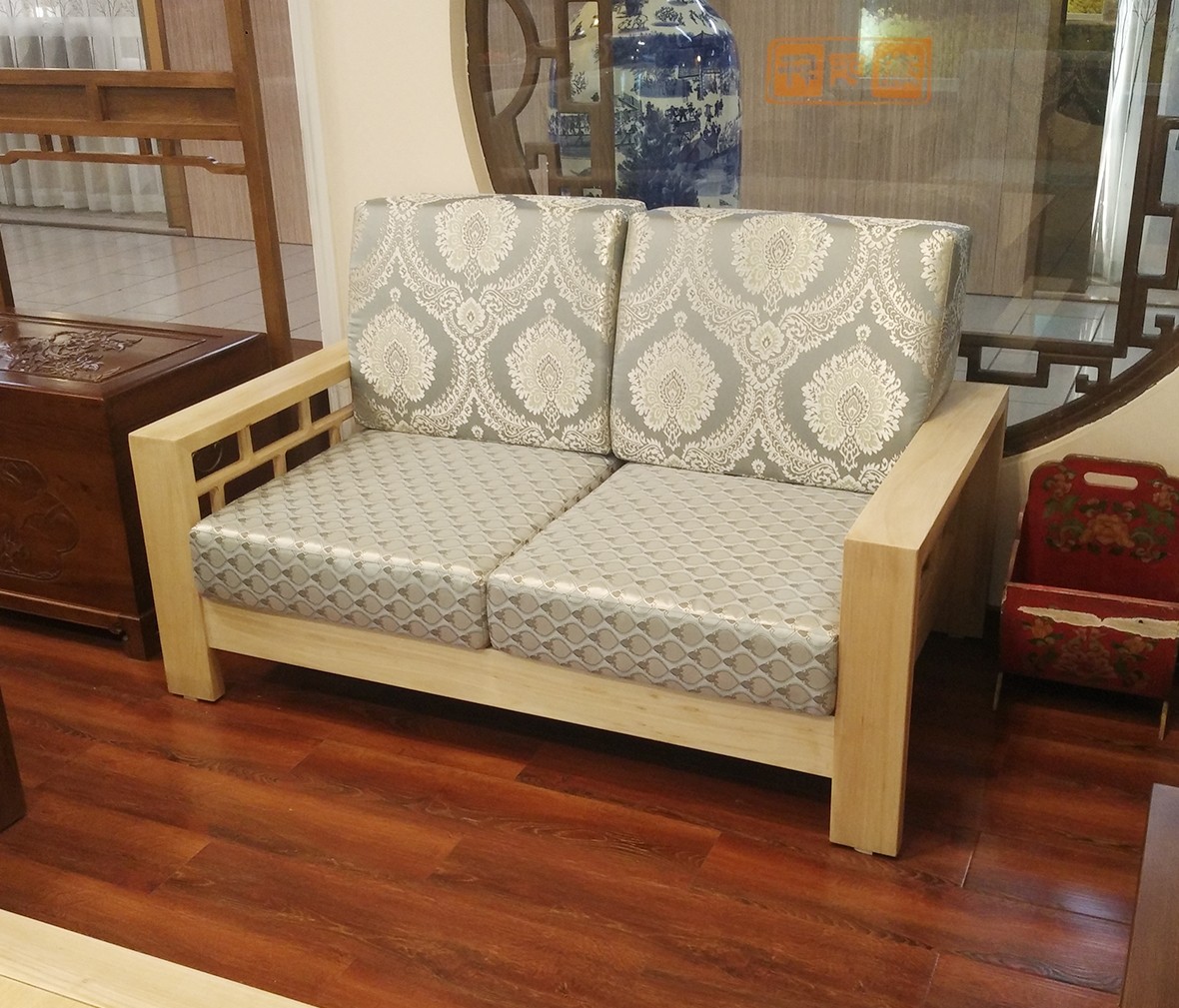 瀚明轩 HMX-1010型号中式古典风格榆木花格双人沙发