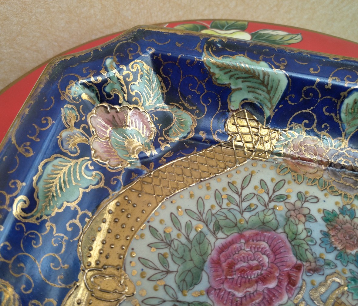 大峡谷 四角盘3 瓷器摆件 陶瓷材质 工艺品 客厅摆件 细节