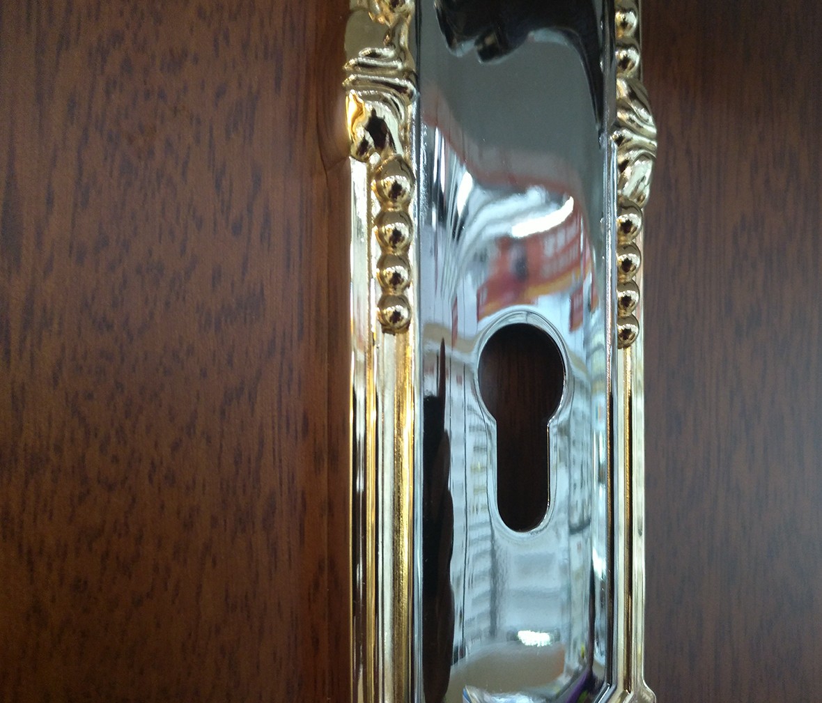 晾霸五金 米开朗8582-31BNBP型号门锁 锌合金材质 工艺打造 情景 细节