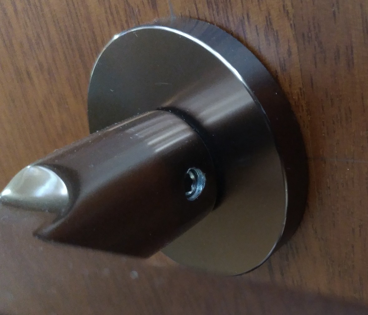 晾霸五金 米开朗72-65NB咖啡型号门锁 铝合金材质 优质门锁 细节