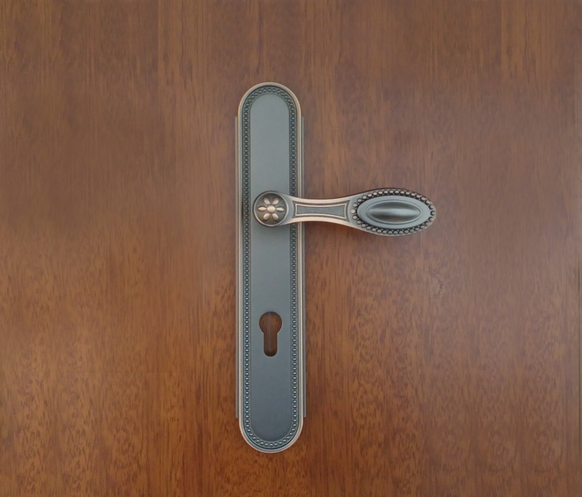 晾霸五金 米开朗85-3362KC型号门锁 锌合金材质 优质门锁 情景 细节