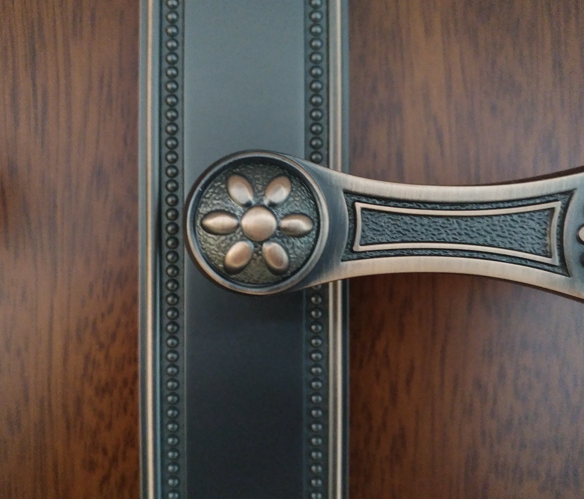晾霸五金 米开朗85-3362KC型号门锁 锌合金材质 优质门锁 情景 细节