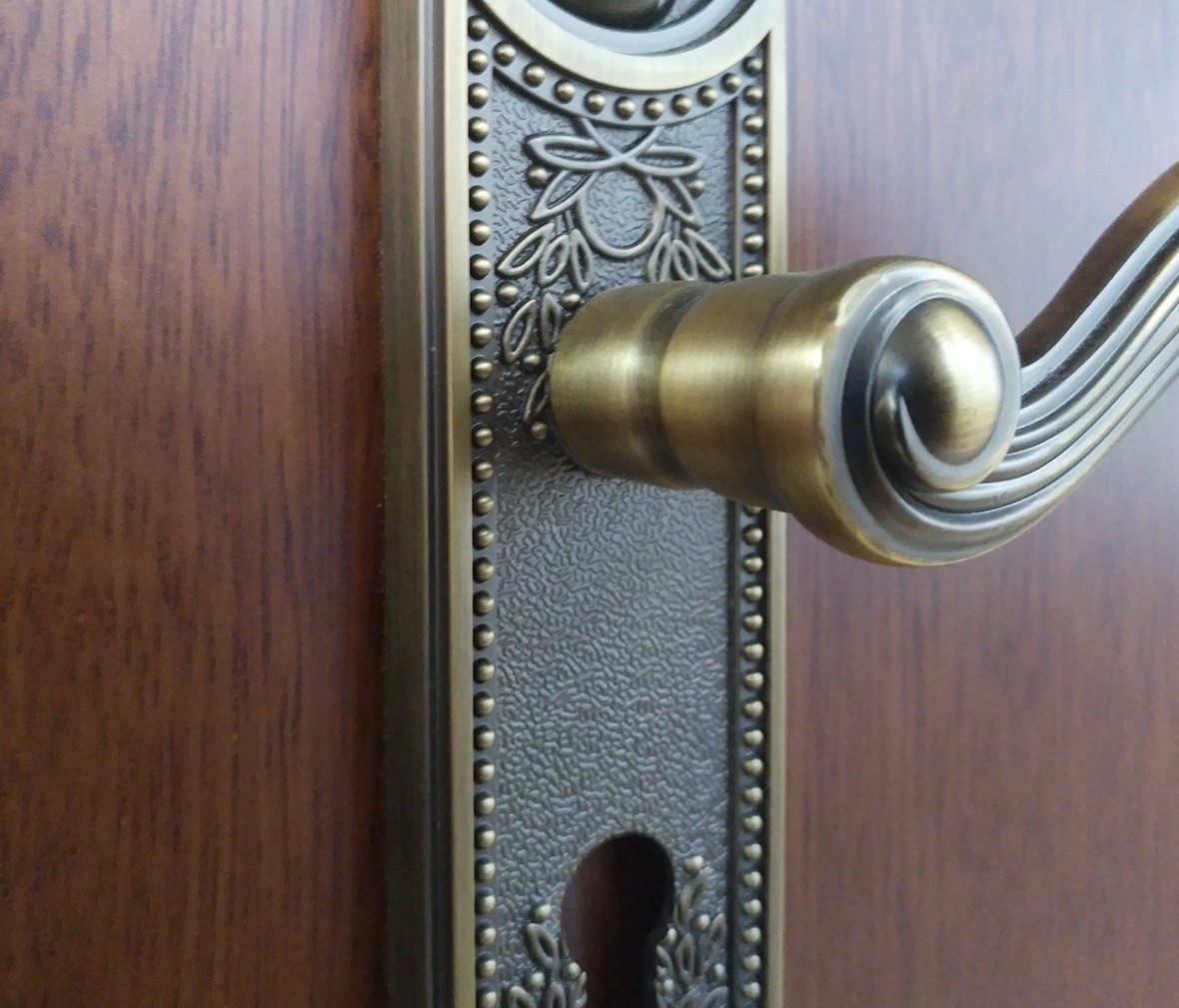 晾霸五金 米开朗5821-805AC型号门锁 锌合金材质 优质门锁 情景 细节