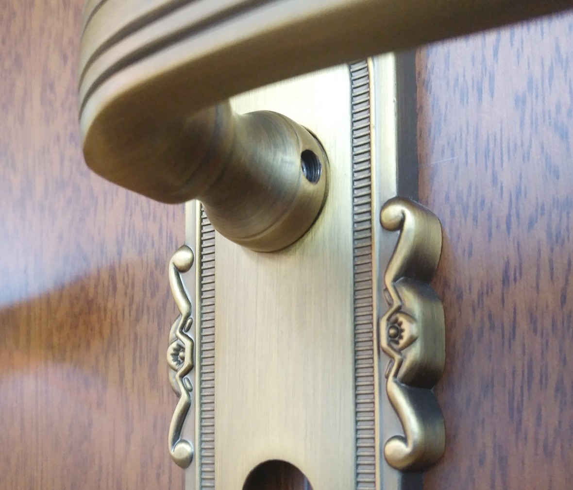 晾霸五金 米开朗5858-921AC型号门锁 锌合金材质 优质门锁 情景 细节