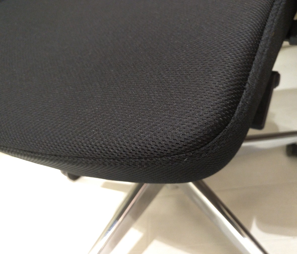 华澳 HAYZ-13型号办公椅 现代简约铝合金框架网布椅子 情景细节实拍