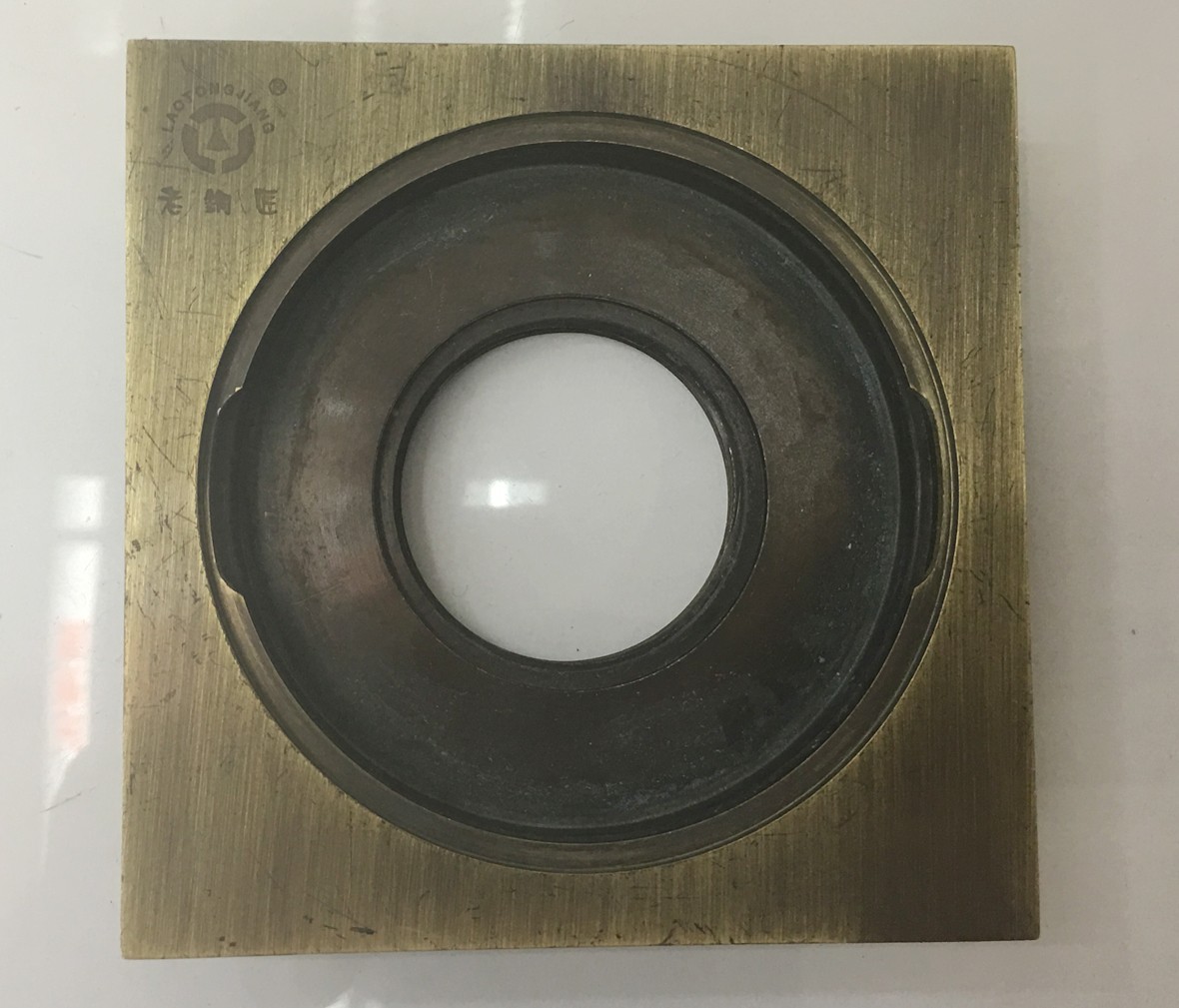 ABB 老铜匠GD10117AXX型号地漏 铜材质 卫生间浴室防臭地漏 细节展示