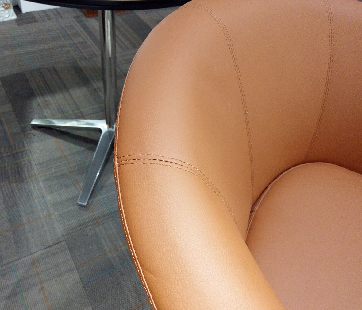 华澳 HAYZ-23型号椅子 现代简约仿皮办公椅商品细节